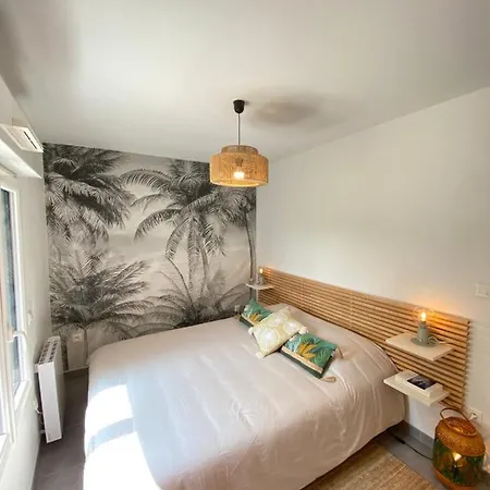 La Maison Des Vacances, A Deux Pas De La Mer. *